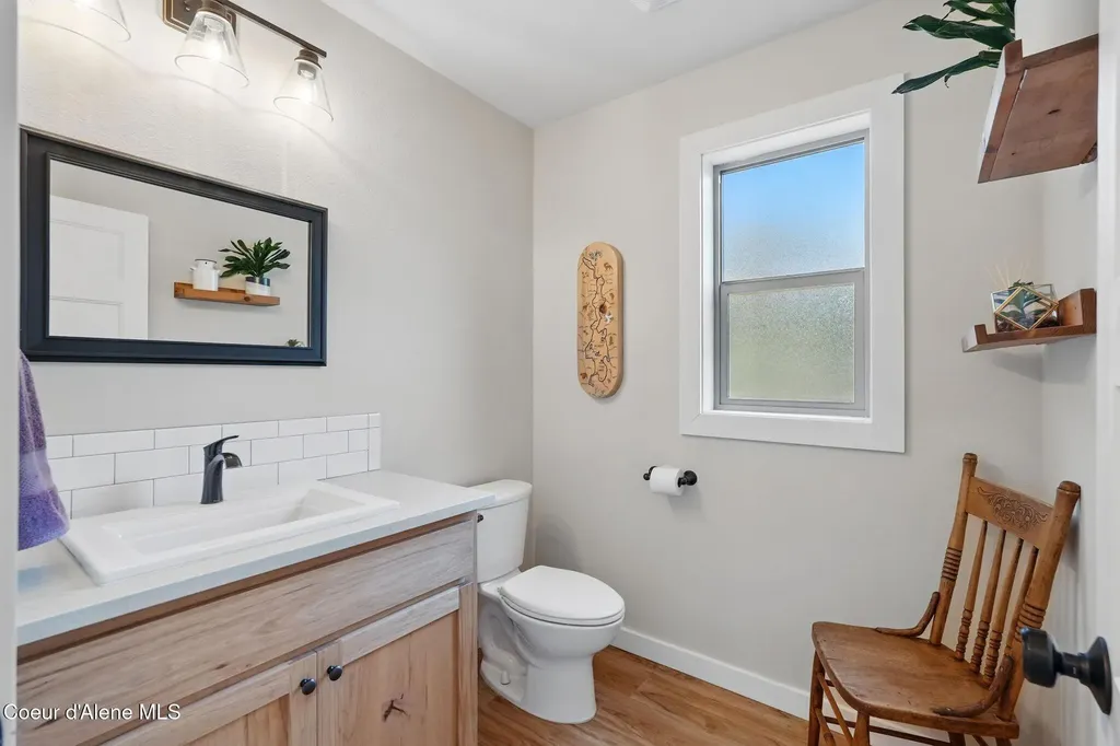 204 Courtlen Court Priest Lake ID 83856