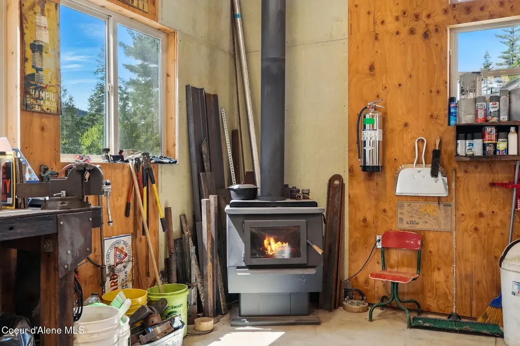 204 Courtlen Court Priest Lake ID 83856