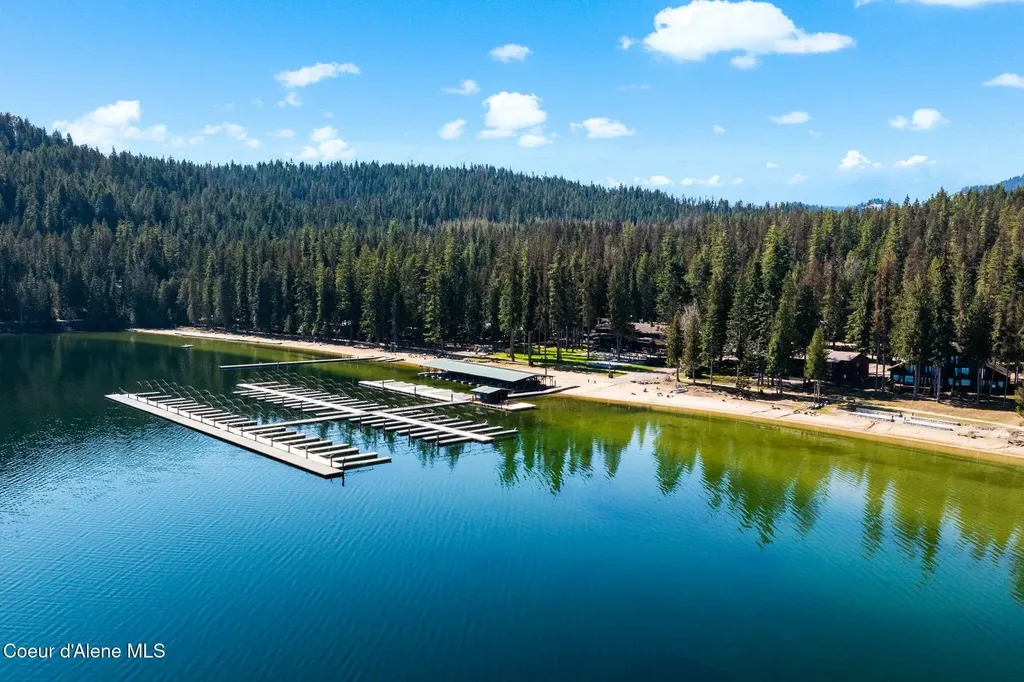 204 Courtlen Court Priest Lake ID 83856