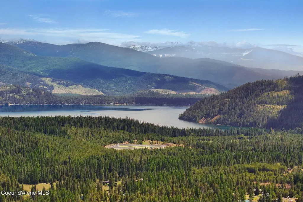 204 Courtlen Court Priest Lake ID 83856