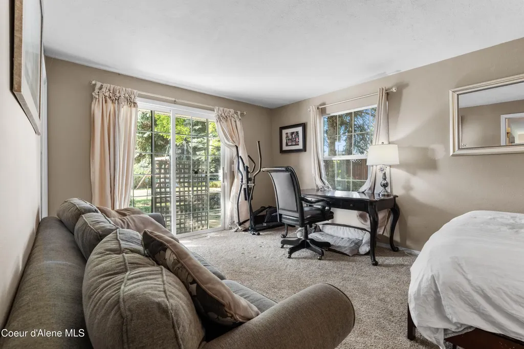 7535 N Mount Carrol Street Dalton Gardens ID 83815