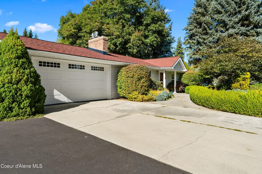 7535 N Mount Carrol Street Dalton Gardens ID 83815