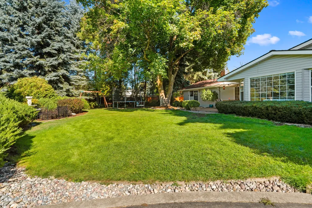 7535 N Mount Carrol Street Dalton Gardens ID 83815