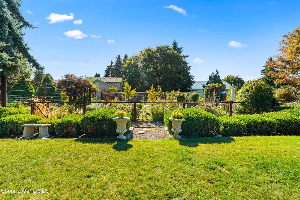 7535 N Mount Carrol Street Dalton Gardens ID 83815