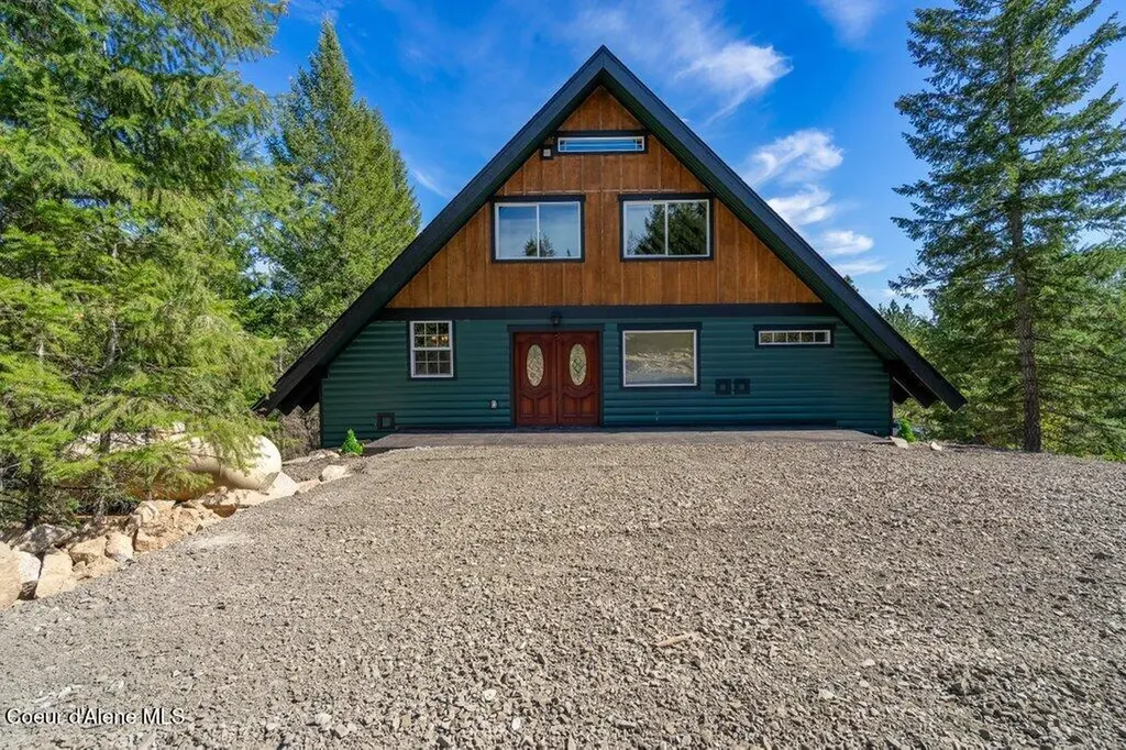 141 Amaze Way Athol ID 83801