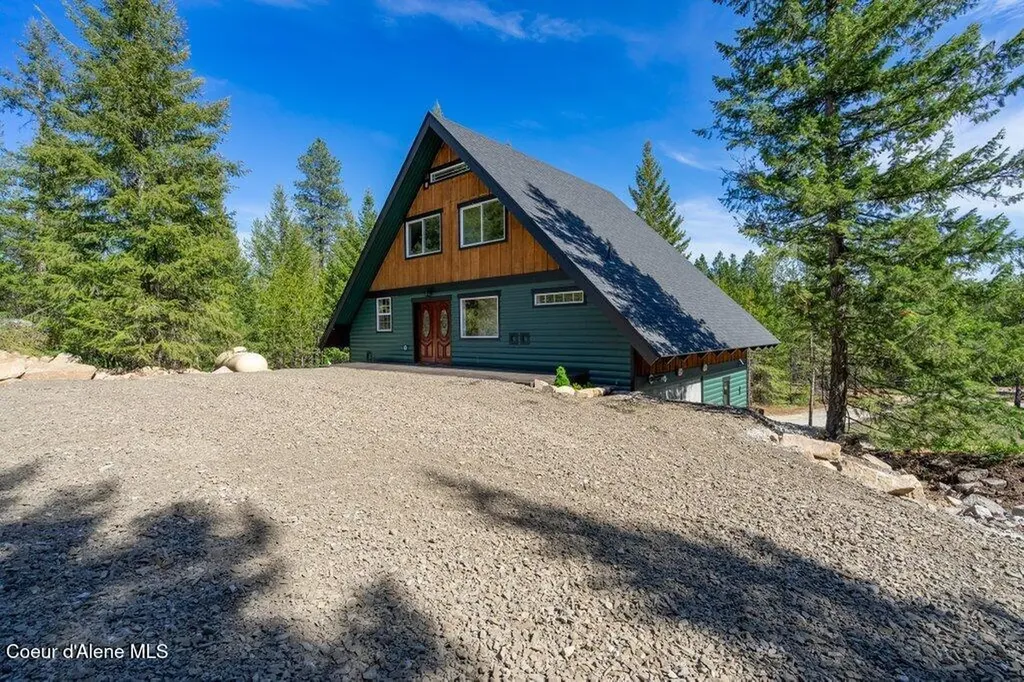 141 Amaze Way Athol ID 83801