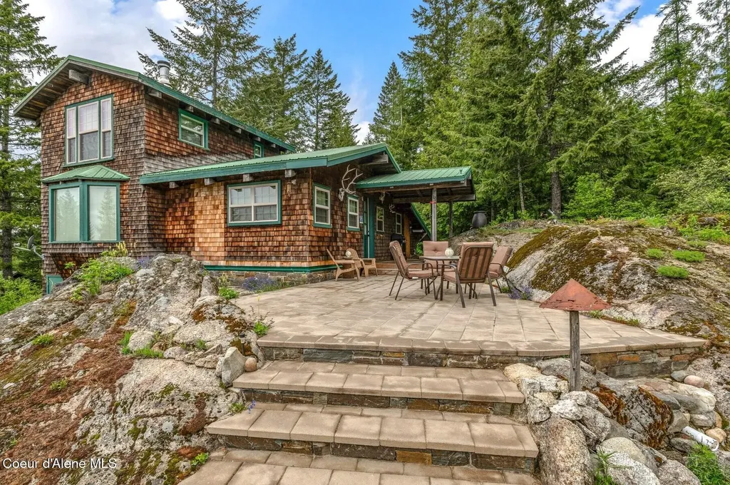1298 Raven Ridge Road Sandpoint ID 83864