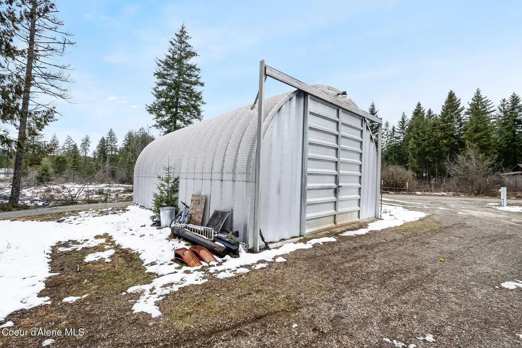 582 Mountain View Road Clark Fork ID 83811