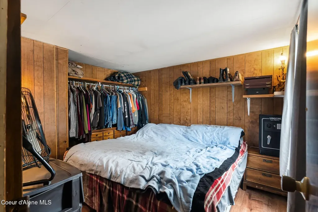 582 Mountain View Road Clark Fork ID 83811