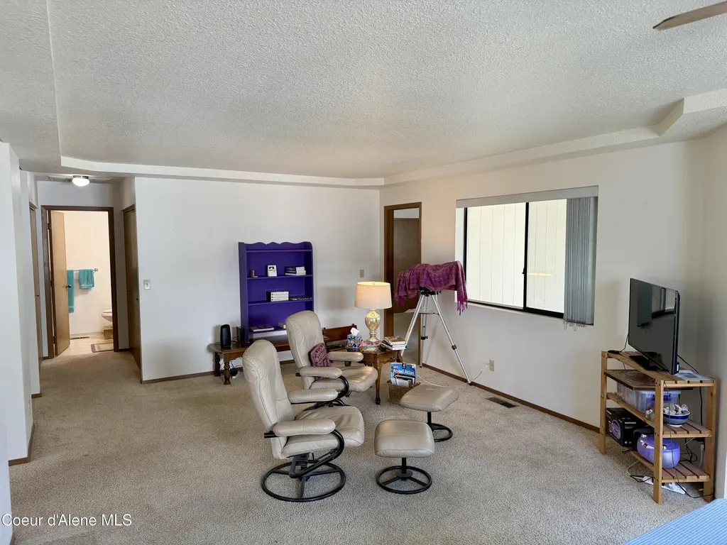 1537 W Woodlawn Drive Hayden ID 83835