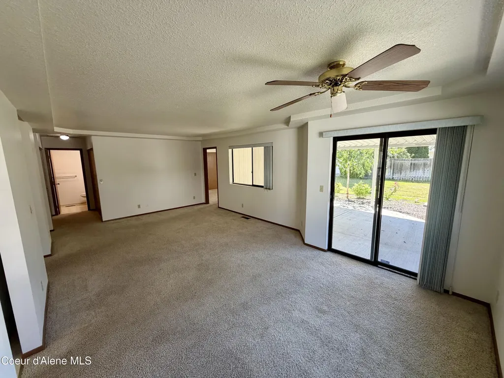 1537 W Woodlawn Drive Hayden ID 83835
