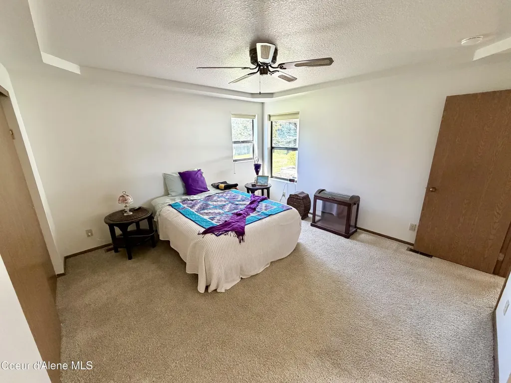 1537 W Woodlawn Drive Hayden ID 83835