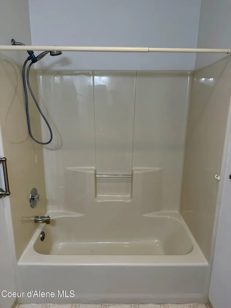 1537 W Woodlawn Drive Hayden ID 83835