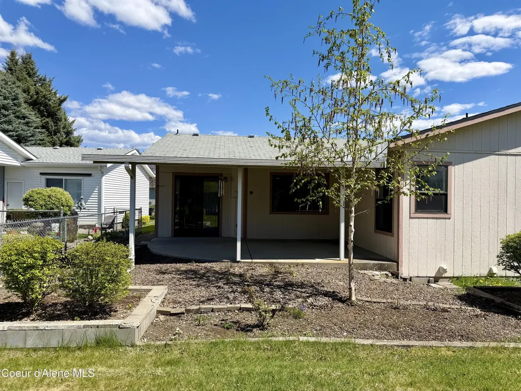 1537 W Woodlawn Drive Hayden ID 83835