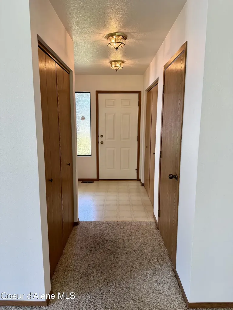 1537 W Woodlawn Drive Hayden ID 83835
