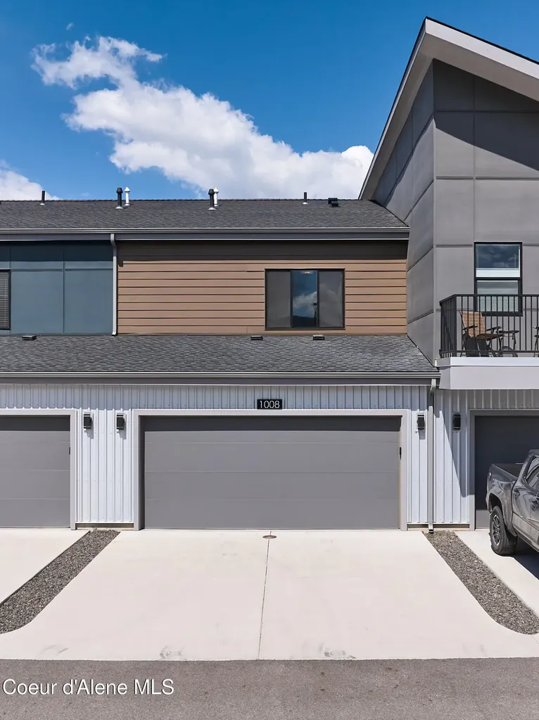 1008 E 4th Avenue Post Falls ID 83854