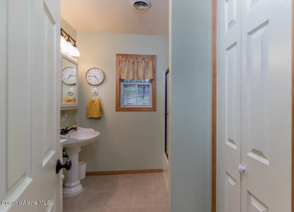 516 Culvert Lane Bonners Ferry ID 83805