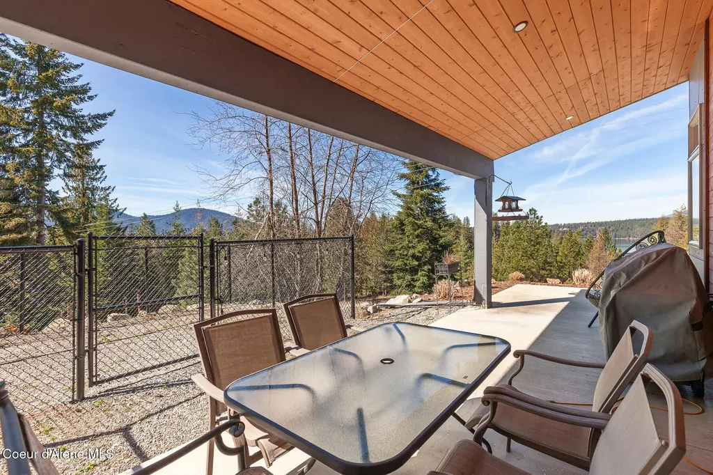8655 E Challenge Road Hayden ID 83835