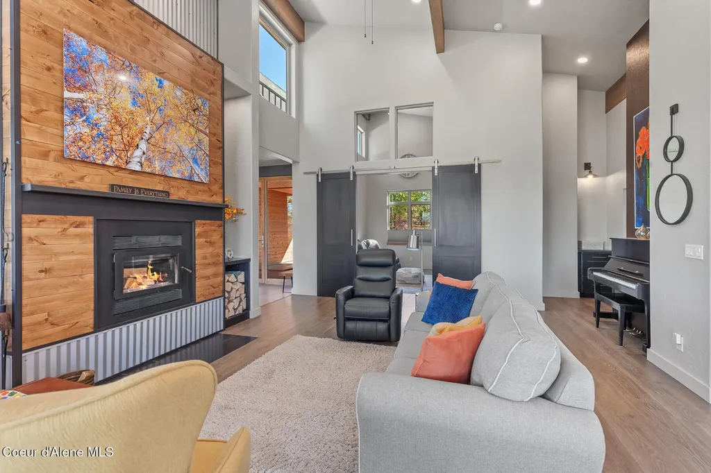 8655 E Challenge Road Hayden ID 83835