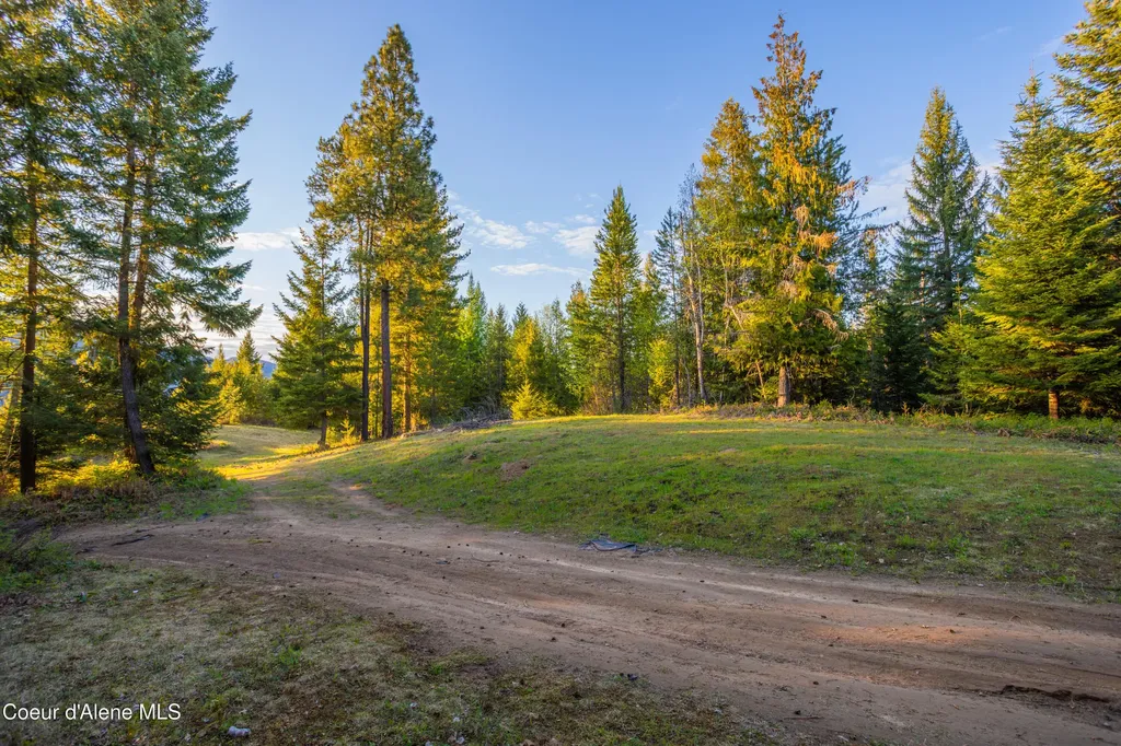 1894 Bowen Arrow Road Sandpoint ID 83864