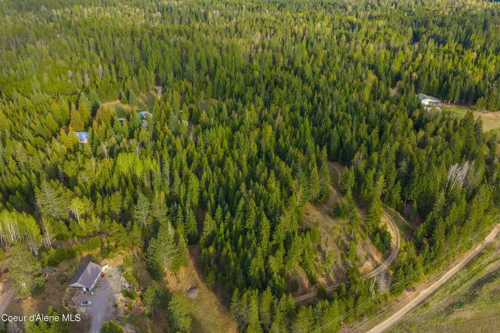1894 Bowen Arrow Road Sandpoint ID 83864