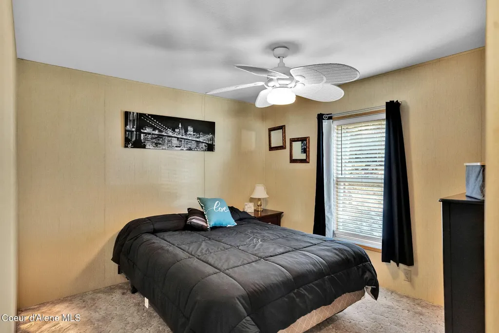 181 Circle Drive Hope ID 83836