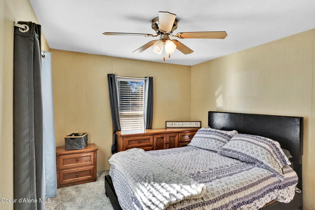 181 Circle Drive Hope ID 83836