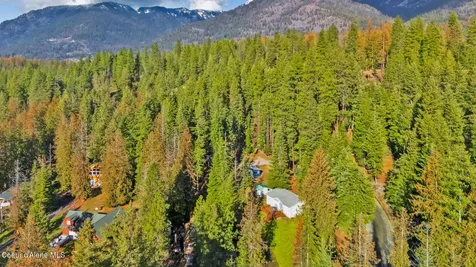 181 Circle Drive Hope ID 83836