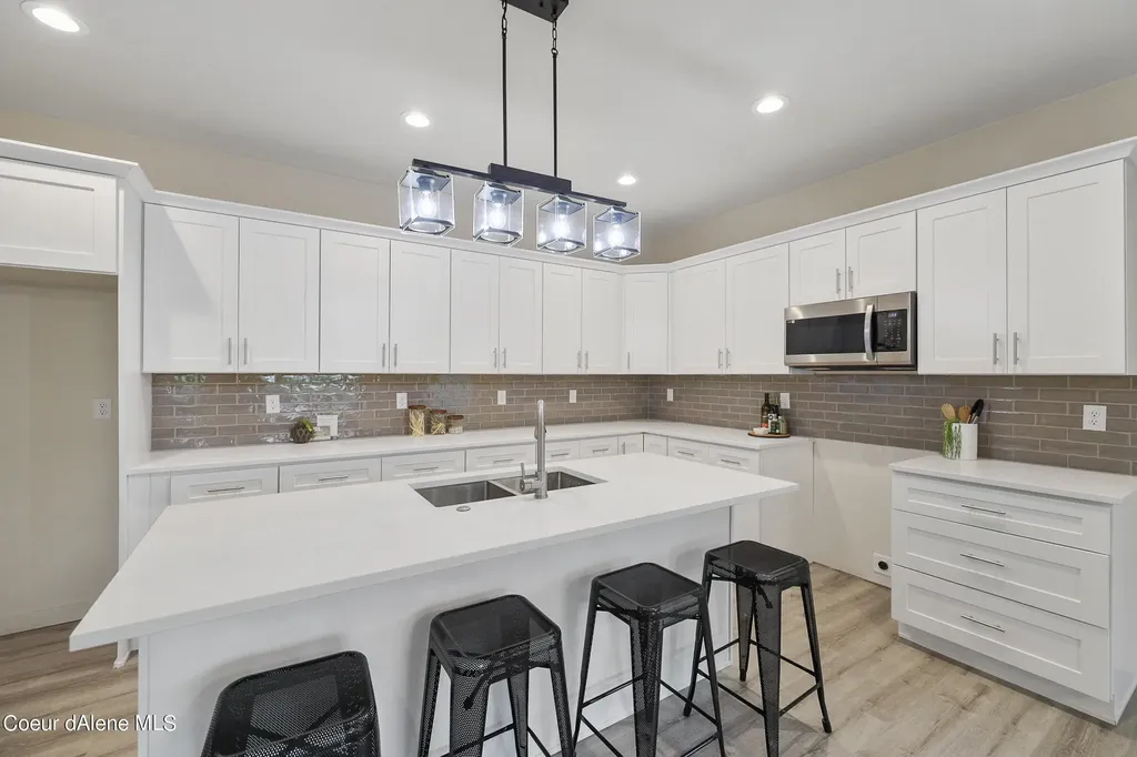 414 2nd Street Kellogg ID 83837