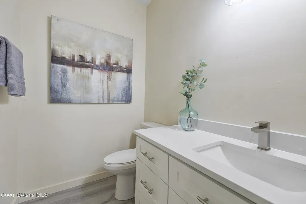 414 2nd Street Kellogg ID 83837