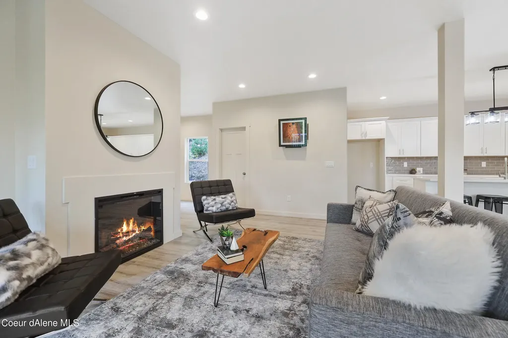 414 2nd Street Kellogg ID 83837