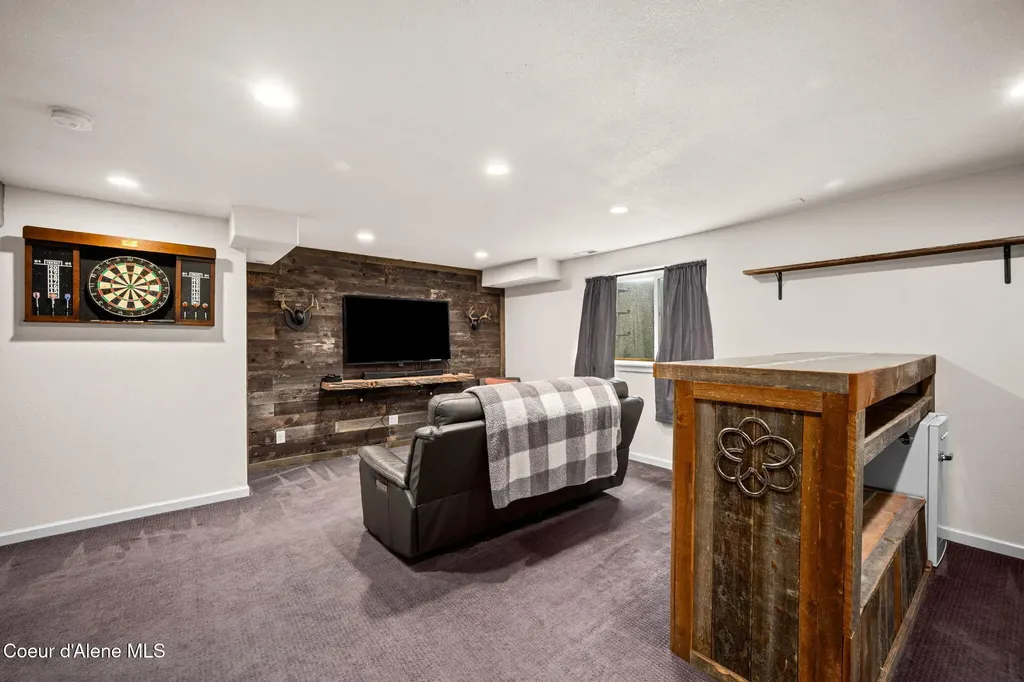 957 W Kalama Drive Post Falls ID 83854