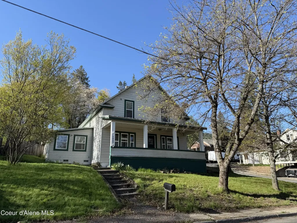 1027 Jefferson Avenue St. Maries ID 83861