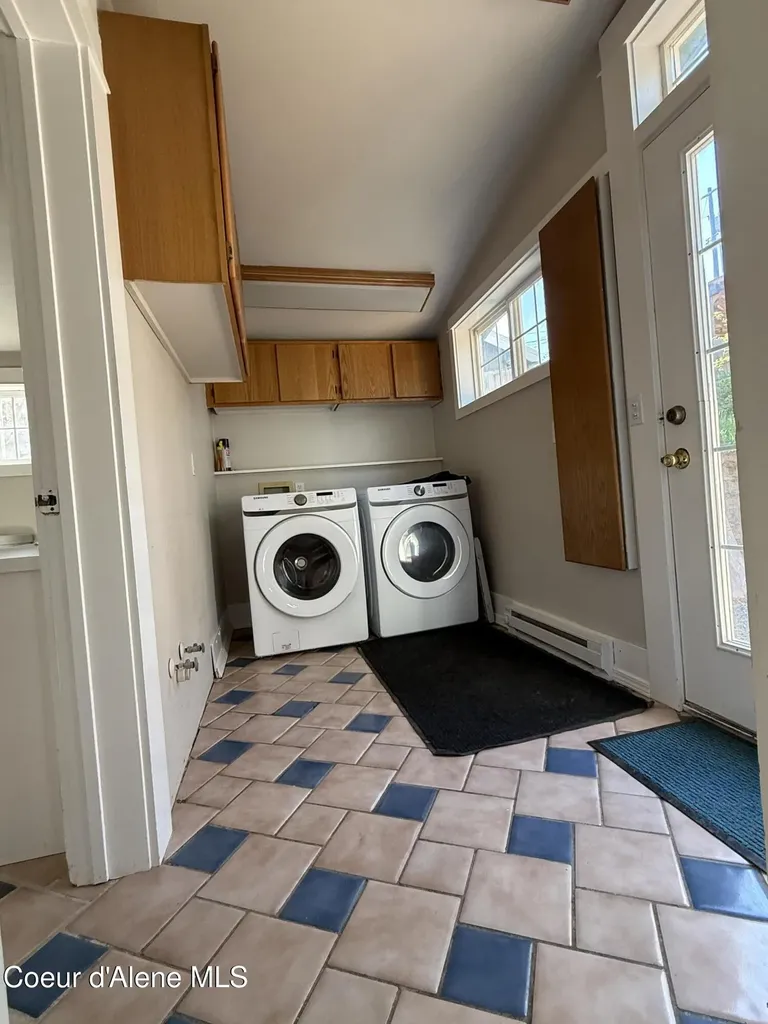 1027 Jefferson Avenue St. Maries ID 83861