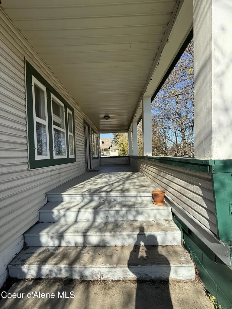 1027 Jefferson Avenue St. Maries ID 83861
