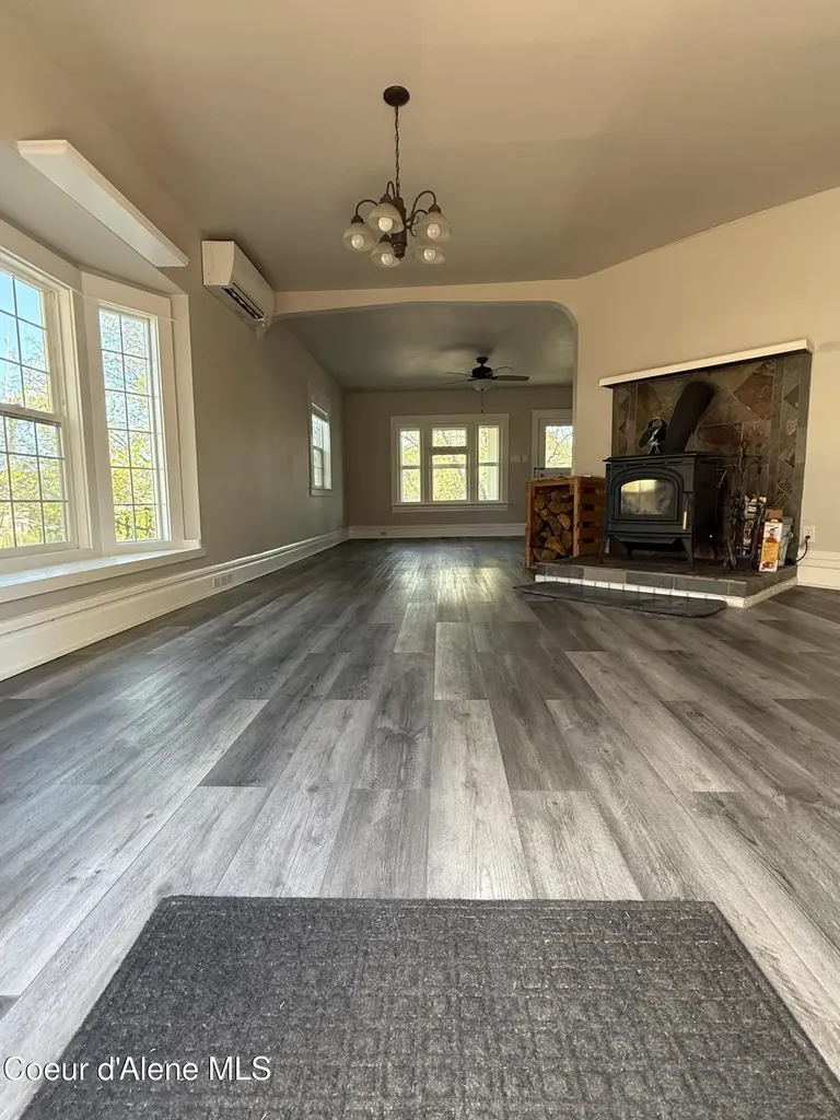 1027 Jefferson Avenue St. Maries ID 83861