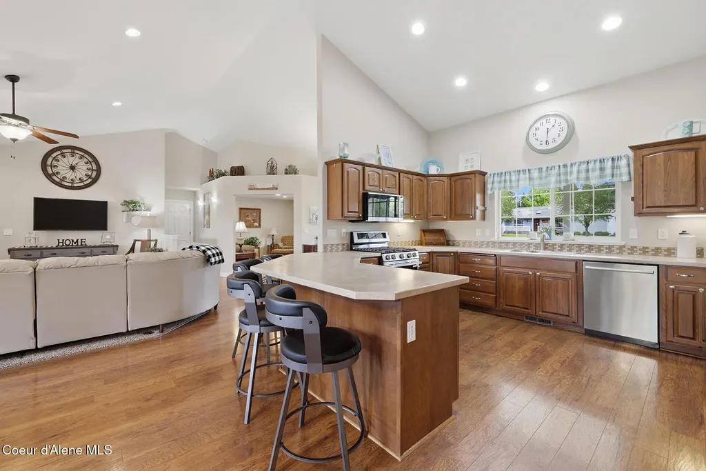 7007 N Davenport Street Dalton Gardens ID 83815