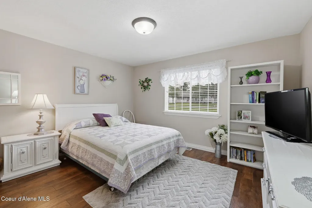 7007 N Davenport Street Dalton Gardens ID 83815
