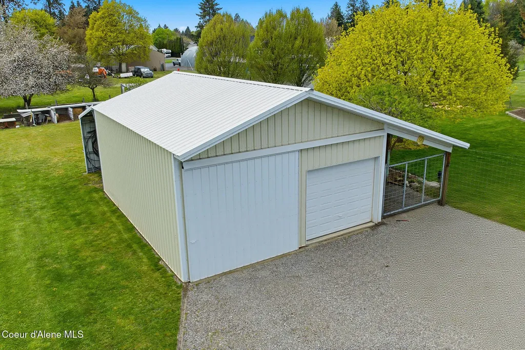 7007 N Davenport Street Dalton Gardens ID 83815