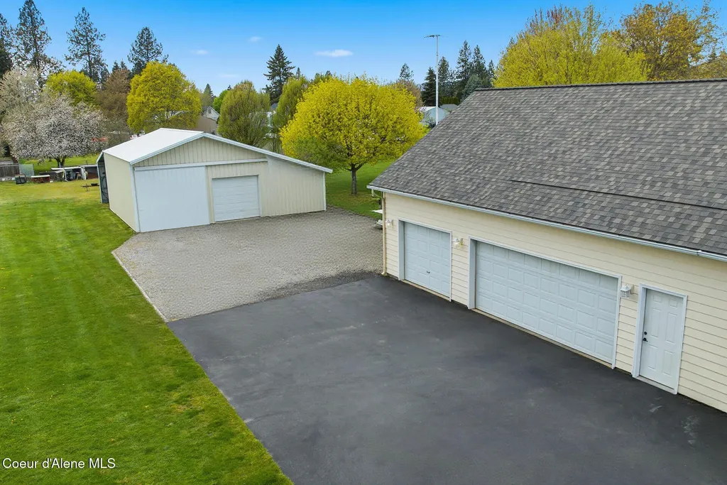 7007 N Davenport Street Dalton Gardens ID 83815