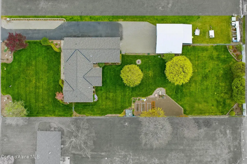 7007 N Davenport Street Dalton Gardens ID 83815