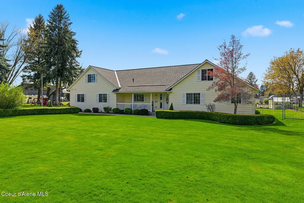 7007 N Davenport Street Dalton Gardens ID 83815