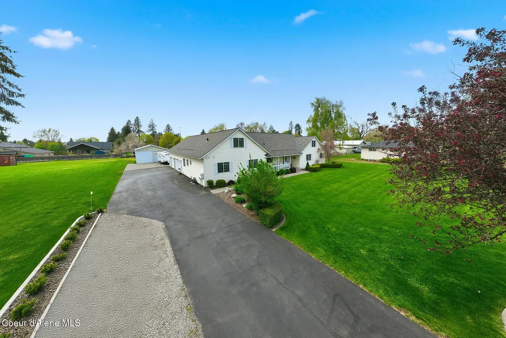 7007 N Davenport Street Dalton Gardens ID 83815