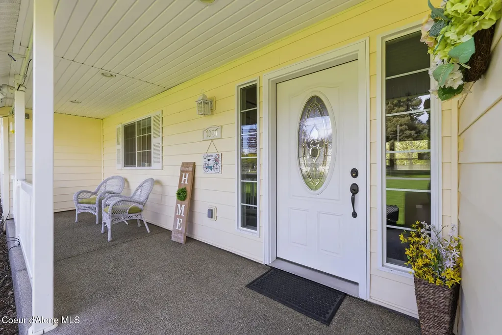 7007 N Davenport Street Dalton Gardens ID 83815