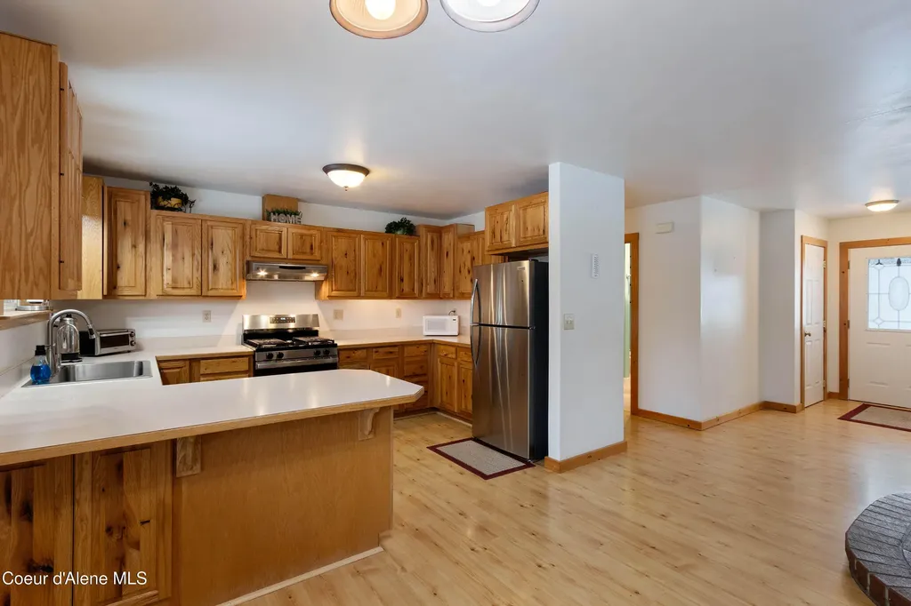 1657 E Dufort Road Sagle ID 83860