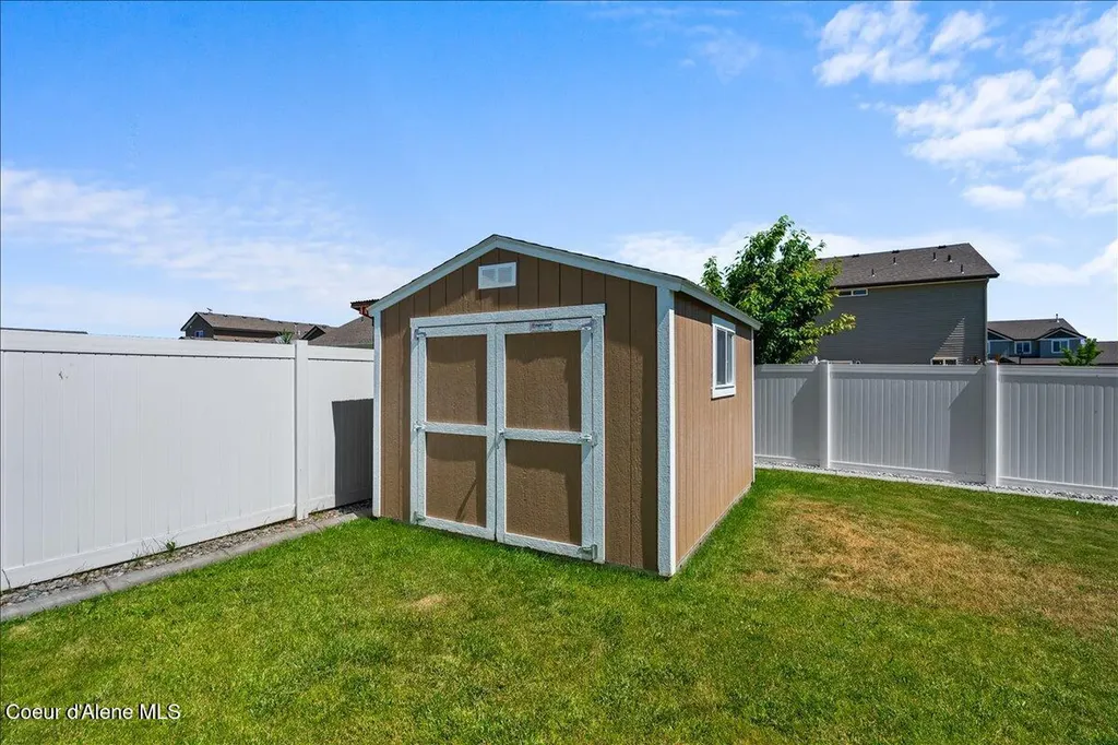 12409 W Wellington Avenue Post Falls ID 83854