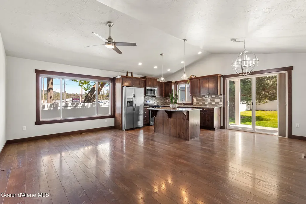 15382 N Washington Street Rathdrum ID 83858