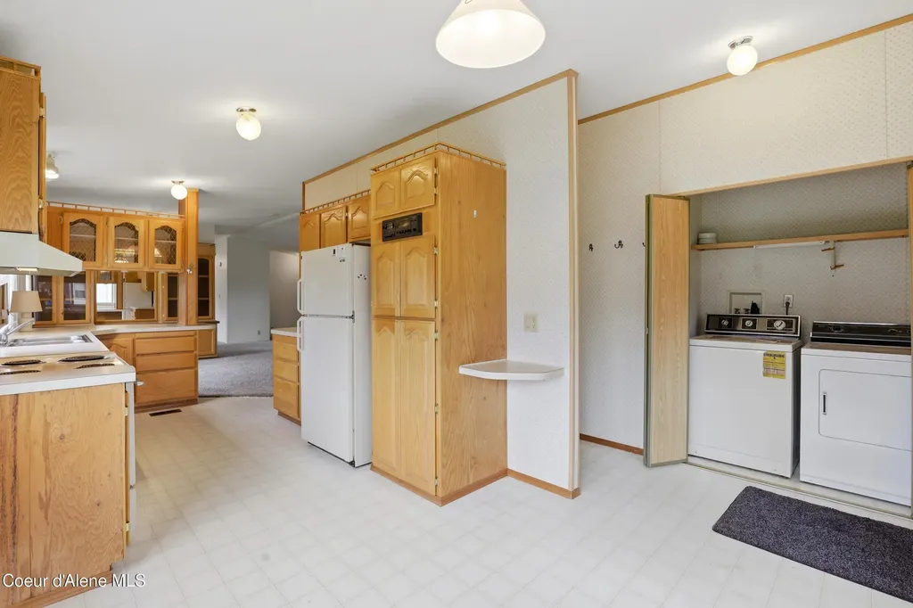 15510 & 18 N Government Way Hayden ID 83835