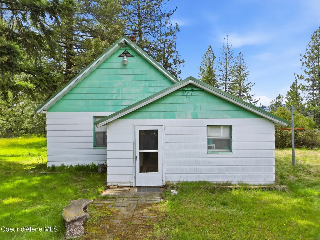 15510 & 18 N Government Way Hayden ID 83835