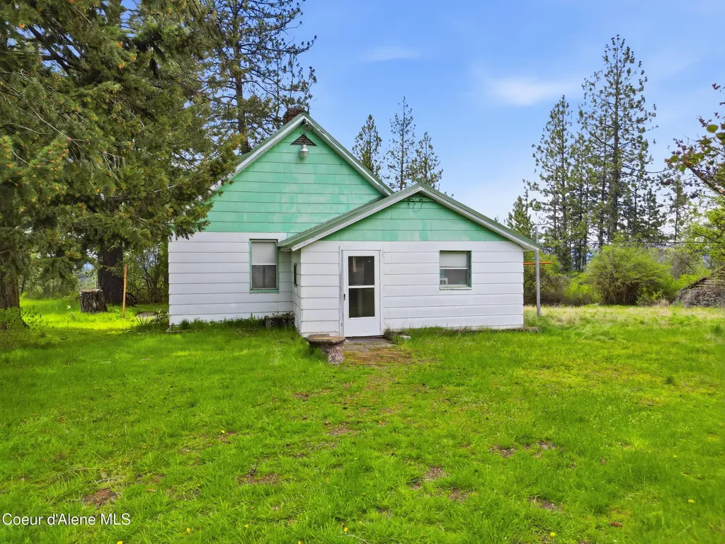 15510 & 18 N Government Way Hayden ID 83835